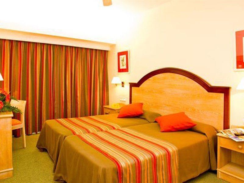 Hotel Sumba Cala Millor  Ngoại thất bức ảnh